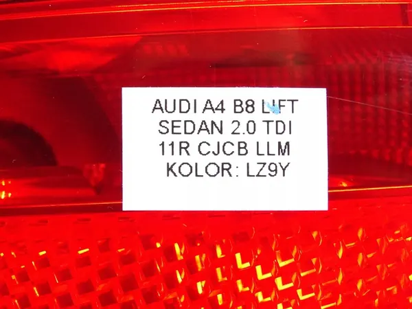 Luz trasera derecha Audi A4 B8 Sedan 8K5945094D image 7