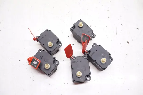 Värmefläppmotor OEM 6G9N-19E616 BA för Volvo image 3