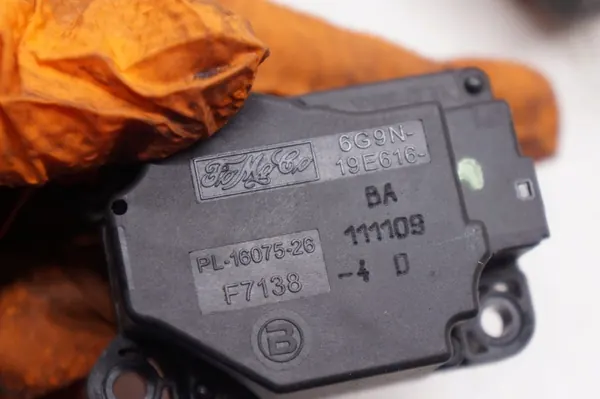 Värmefläppmotor OEM 6G9N-19E616 BA för Volvo image 4