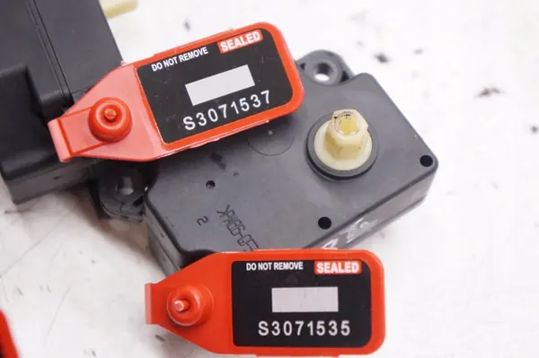 Värmefläppmotor OEM 6G9N-19E616 BA för Volvo image 5