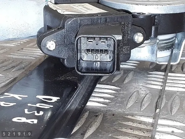 Opel Mokka fönsterregulator OEM 98820suv20 image 5
