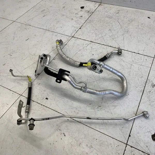 Kit de lignes climatisation OEM 545325654123245863 Jeep image 2
