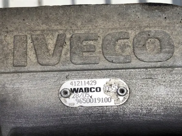 Pédales Iveco Stralis OEM 41211429 - État d'occasion image 4