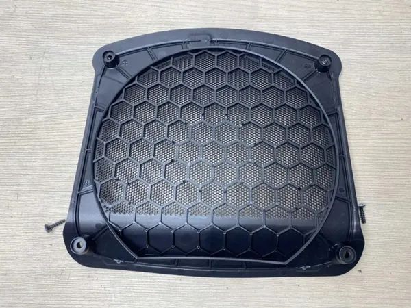 Altavoz grave izquierdo BMW 3 2021 OEM 2622861 image 10