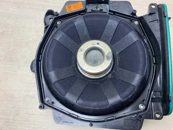 Altavoz grave izquierdo BMW 3 2021 OEM 2622861 image 6