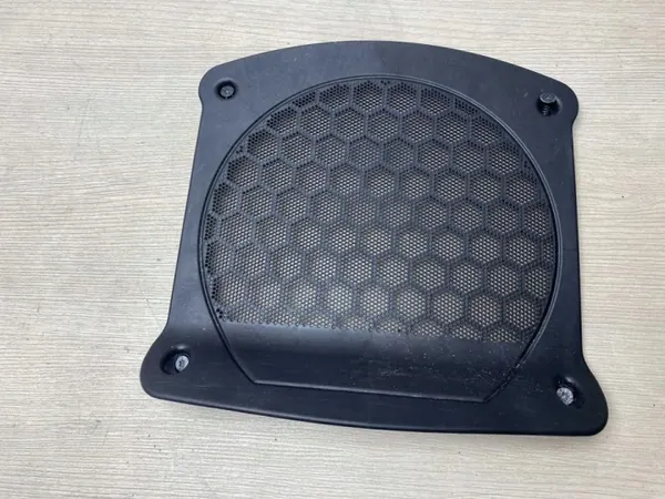 Altavoz grave izquierdo BMW 3 2021 OEM 2622861 image 9