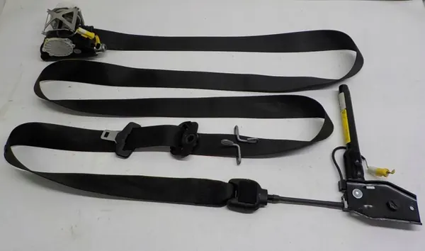 Lancia Delta Gurtstraffer OEM 07355269740 image 2