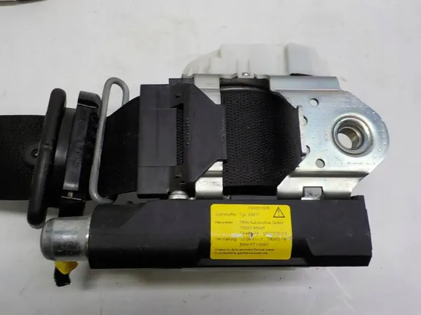 Lancia Delta Gurtstraffer OEM 07355269740 image 6