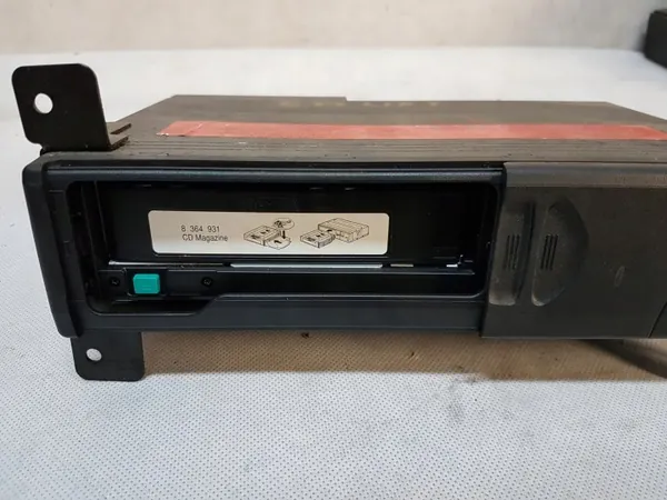 Leitor CD BMW X3 E83 OEM 9131852 - Usado image 3