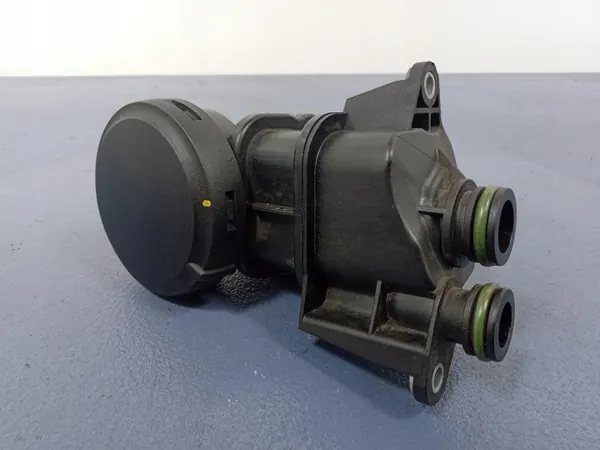 Öljyerin Porsche OEM 70324408 Cayman 981:lle image 2