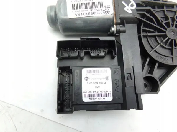 Motor de janela dianteira OEM 5K0959793A para VW Golf Plus image 4
