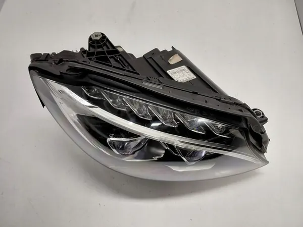 Mercedes C-Klasse W205 Full Led ILS Rechter Lamp image 2