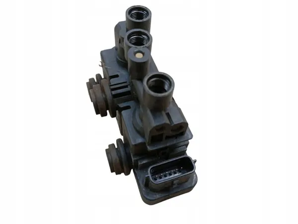Bloc de valve suspension air OEM CPLA5B710AB Land Rover image 4