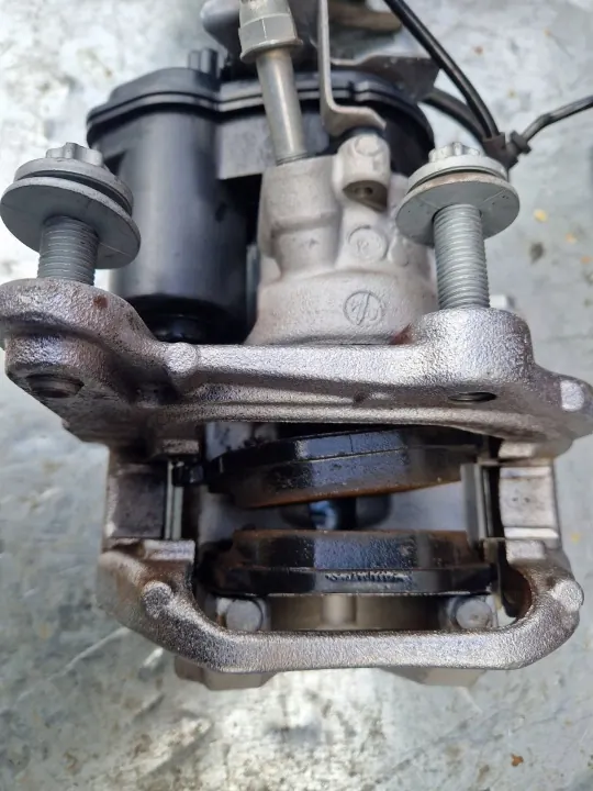 BMW X4 G02/X3 G01 Remschijf & -remklauw set KK390547L3 image 9