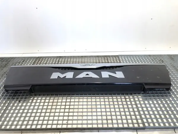 MAN TGX Grill OEM 81611506094 - Begagnat image 5