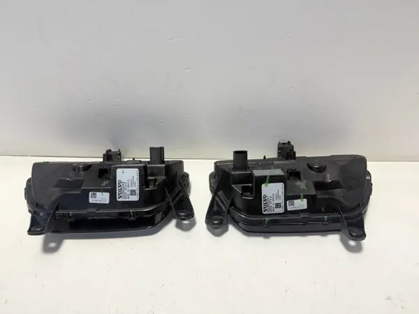 Ampoule DRL Volvo EX90 OEM 31365248 Occasion image 4
