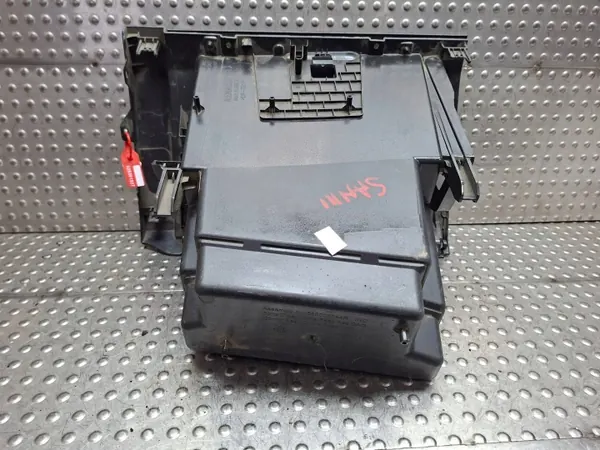 Gebruikt handschoenenkastje OEM S26301327 voor Dacia Sandero III image 3