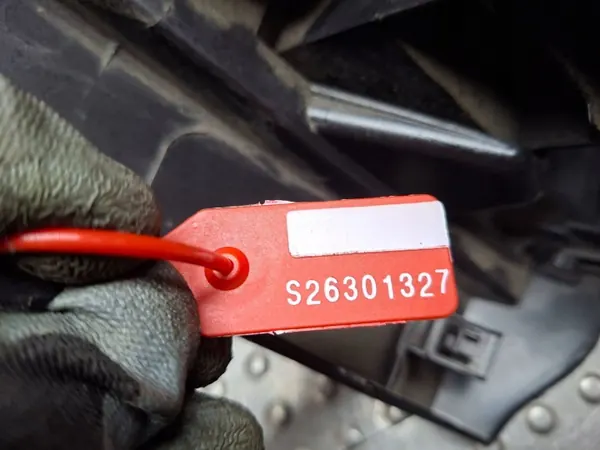 Gebruikt handschoenenkastje OEM S26301327 voor Dacia Sandero III image 7