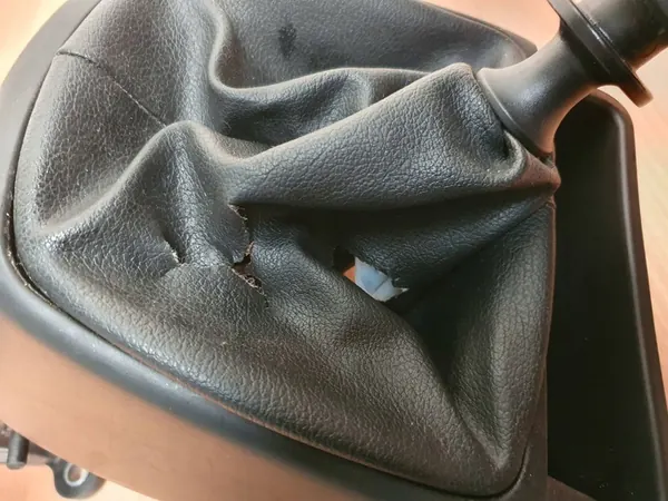 Gear Shift Lever Fiat Fiorino Qubo Nemo 1.4 OEM 46315726 image 3