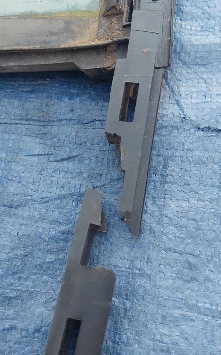 JEEP RENEGADE Fenêtre Triangle Avant Gauche - OEM KCV66CTR599 image 3