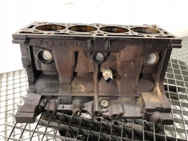 Bloc moteur OEM LORK-2073-58607 pour Dacia Dokker image 3