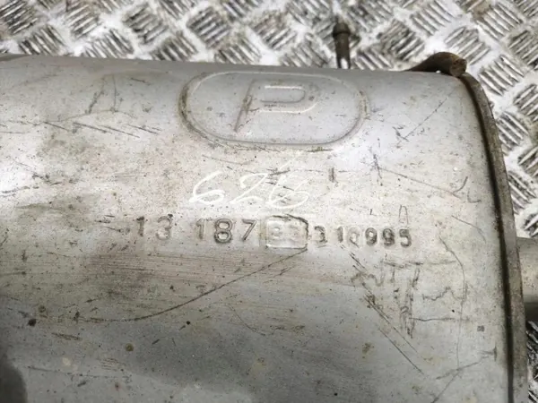 OEM 13187310995 Silenciador completo Mercedes Vito image 4