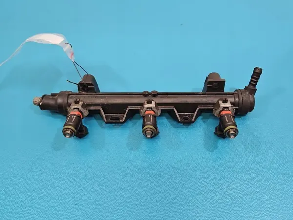 Injector OEM 03E906031C 03E133320A Seat Ibiza IV image 4