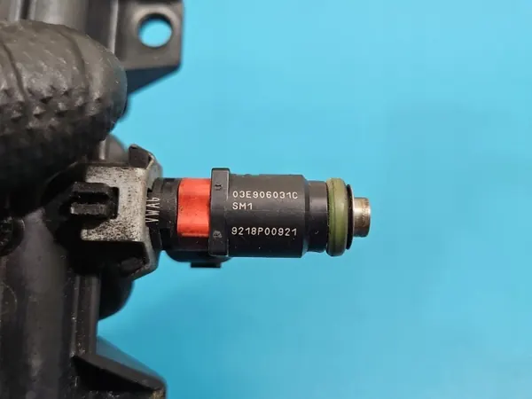 Injector OEM 03E906031C 03E133320A Seat Ibiza IV image 8