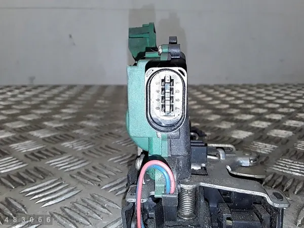 2003 Skoda Octavia Blokada c3b1837015q image 6