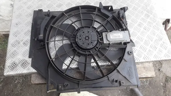 BMW 3 E46 Kylarrubrik image 2