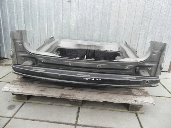 OEM 11 takavetokoukku Volkswagen Passat B6:lle image 4
