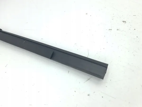 Fönstertätning AMD179409 OEM för bakdörr - Nissan Juke image 3