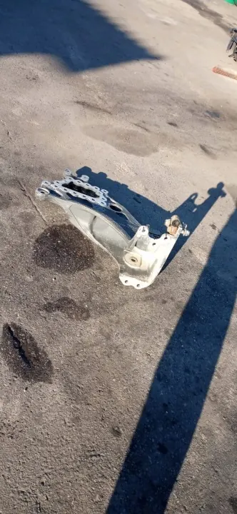 Support de ressort Mercedes Actros MP4 OEM A96032223801 image 4