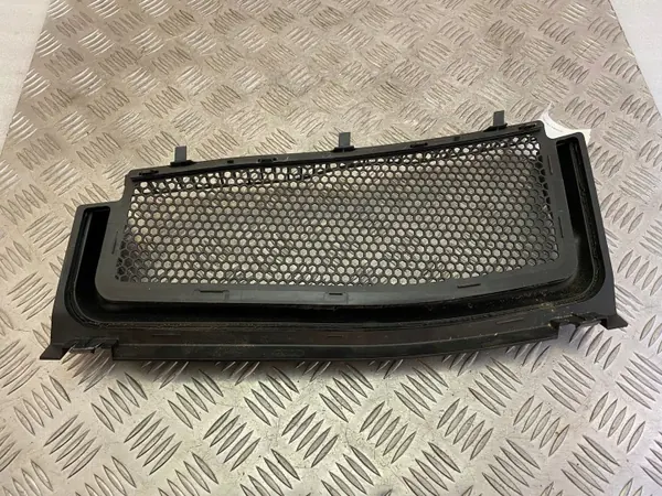OEM 4M1819154 Ilmansuodatin-kanava-elementti Audi Q8:lle image 3