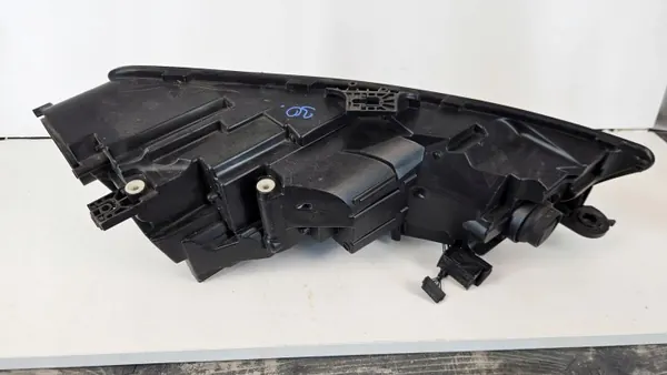 Audi A4 B9 ajovalokotelo OEM 1305237352 vasen etu image 5