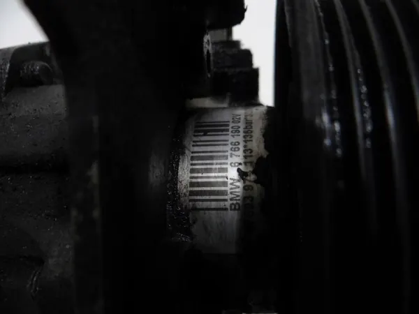 Pompe de direction assistée BMW OE 6766190 - Occasion image 3