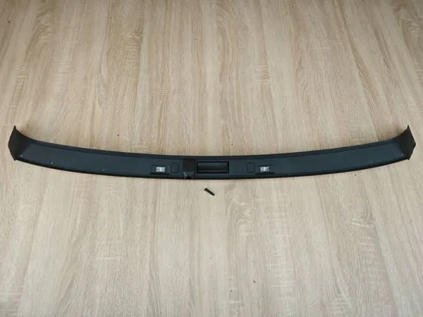 Garniture de coffre BMW Série 8 OEM 7446336 - Occasion image 2