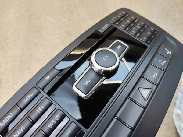 OEM A2469003308 Navigointiradion Paneeli Mercedes A-Luokka image 3