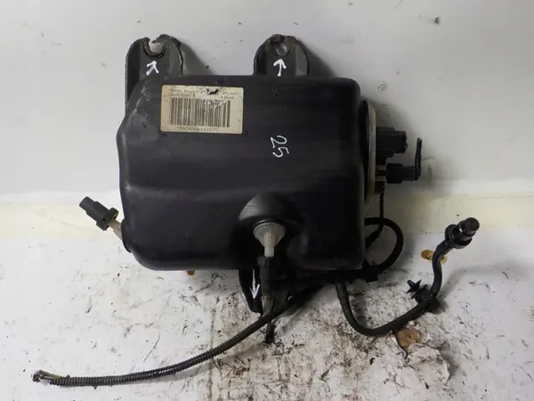 Depósito líquido DPF Volvo OE 3M51-9C103-AL - Usado image 2