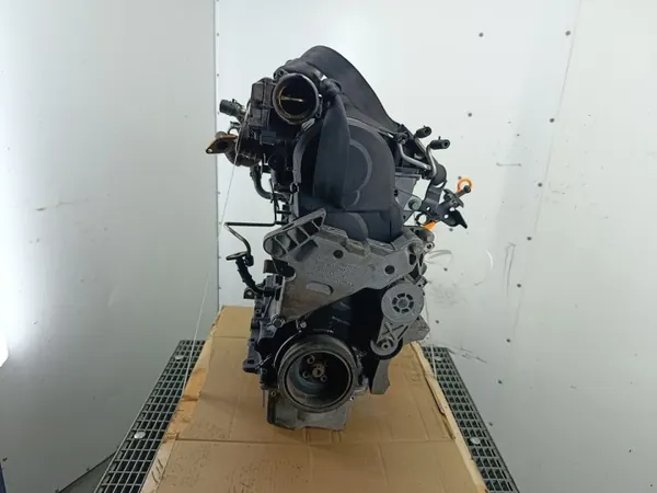 Gebrauchter VW Touran I 1.9 TDI BKC 105 PS Motor image 6
