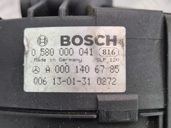 Bomba de aire secundaria Mercedes E250 CGI W212 A0001406785 image 4