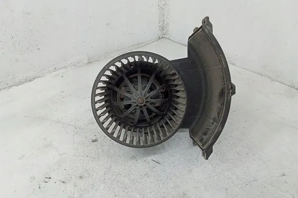 VW TRANSPORTER V (T5) Verwarming 7H1820021B image 4