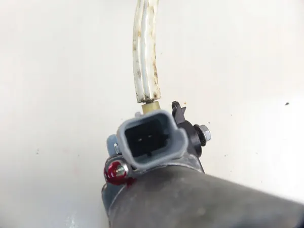 Elevador de vidro dianteiro esquerdo Peugeot 301 image 2