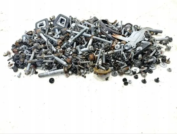 Juego de Tornillos BMW OEM 289368 para Serie 7 2016 image 3