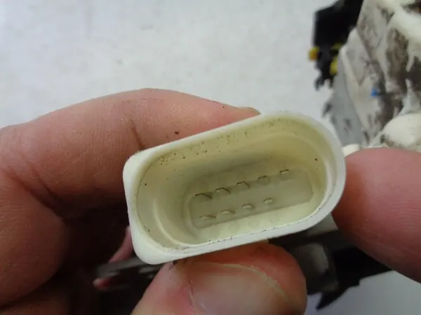 Linke Hintertürschloss Audi A6 C6 2.4 2007 image 3