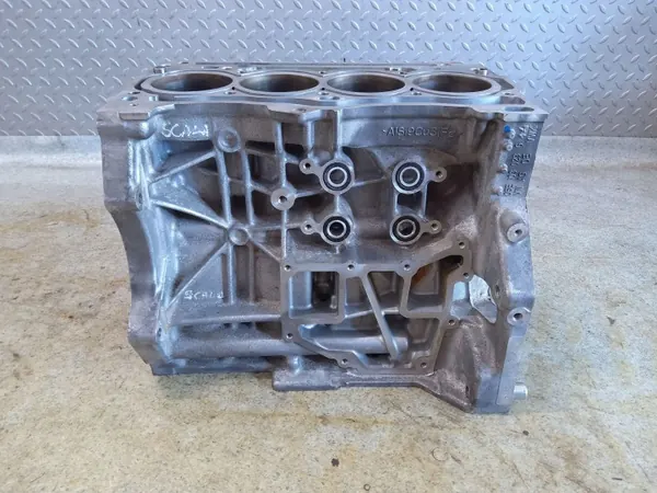 Käytetty moottorilohko OEM 05E103011S Volkswagen image 10