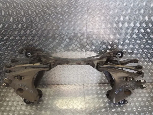 BELKA ZAWIESZENIA TYŁ AUDI A4 B6 - Hinterachsschwinge image 3