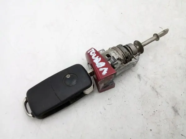 VW Touran dörrlåsinsats OEM 1T0837167B image 3