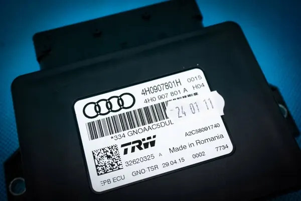 Handbromsstyrenhet OEM 4H0907801H för Audi A6 A7 image 3
