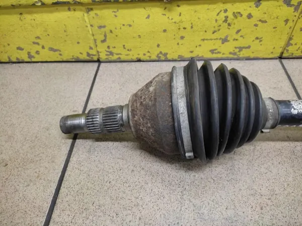 SAAB 9-3 II 1.9 TID Vänster Framdrev 13166590 image 3